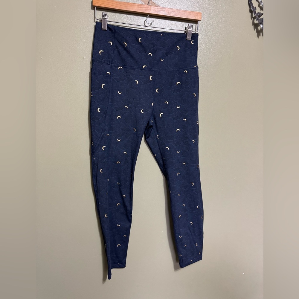 Zyia Blue Cropped Leggings, Moon Print, Size 8-10